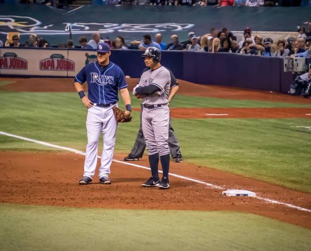 Piing brings big-screen mobile gaming to Tampa Bay Rays baseball matches