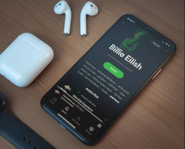 Talking Mobile with Spotify 