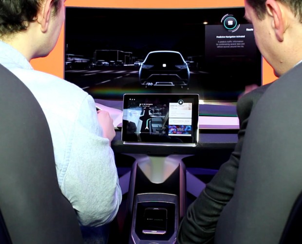 MWC: Seat's Connected Experience simulator