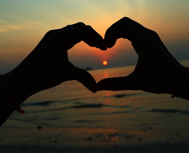 Extra gum partners with Love Island to create real-time love story 